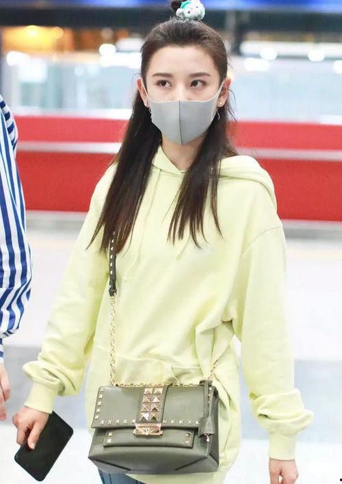 卫衣明星女,明星女生的时尚演绎