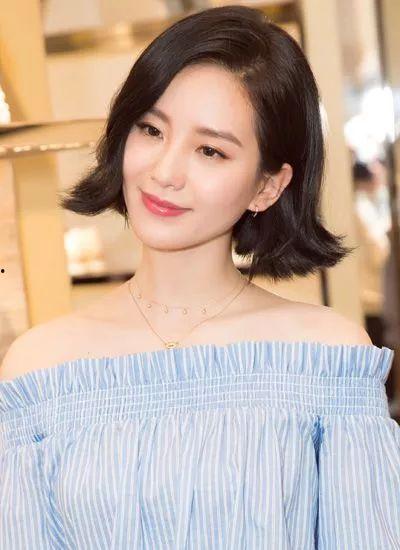 肩好看的女明星