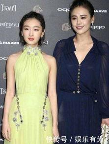 女明星站一起对比图,时尚风采一网打尽